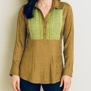 Uno Core size Medium blouse top lightweight long sleeve tunic